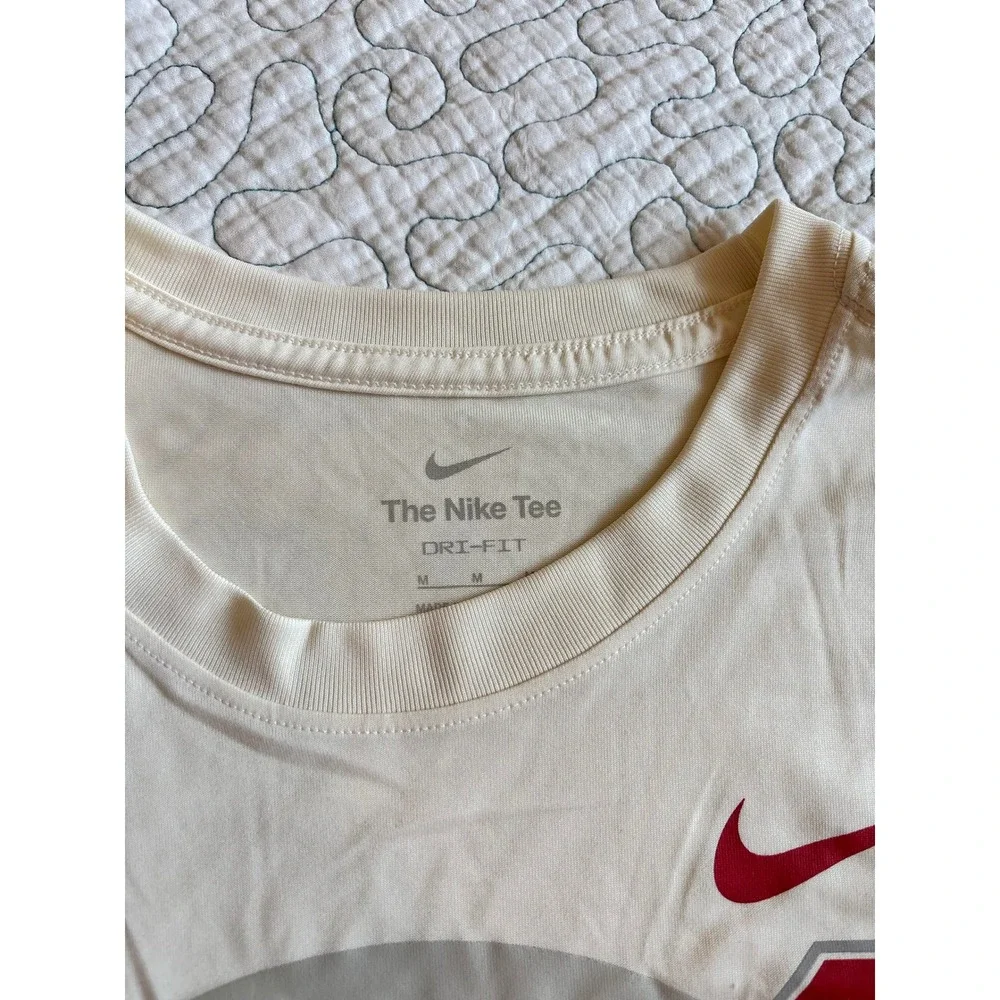 Nike‎ Ohio State Buckeyes Dri-FIT Buckeye Leaf Graphic T-Shirt Mens Medium NWOT
